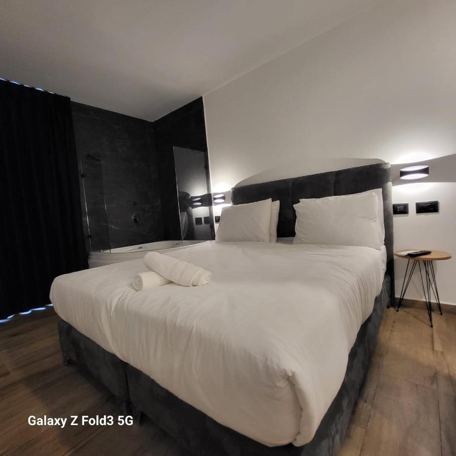 Selfie'S Boutique Hotel Tiberias Eksteriør bilde